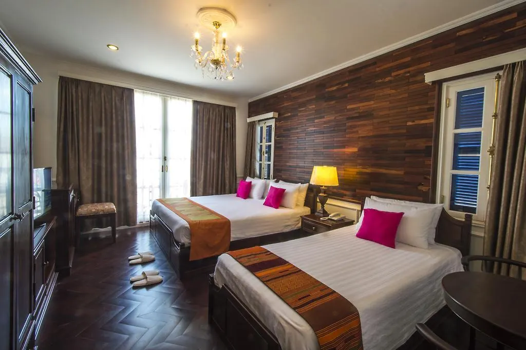 Le Bouton D'Or Boutique Hotel-1