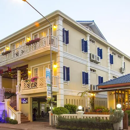Le Bouton D'Or Boutique Hotel-3